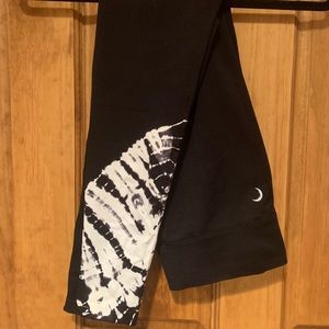 Zyia Black Hendrix Leggings